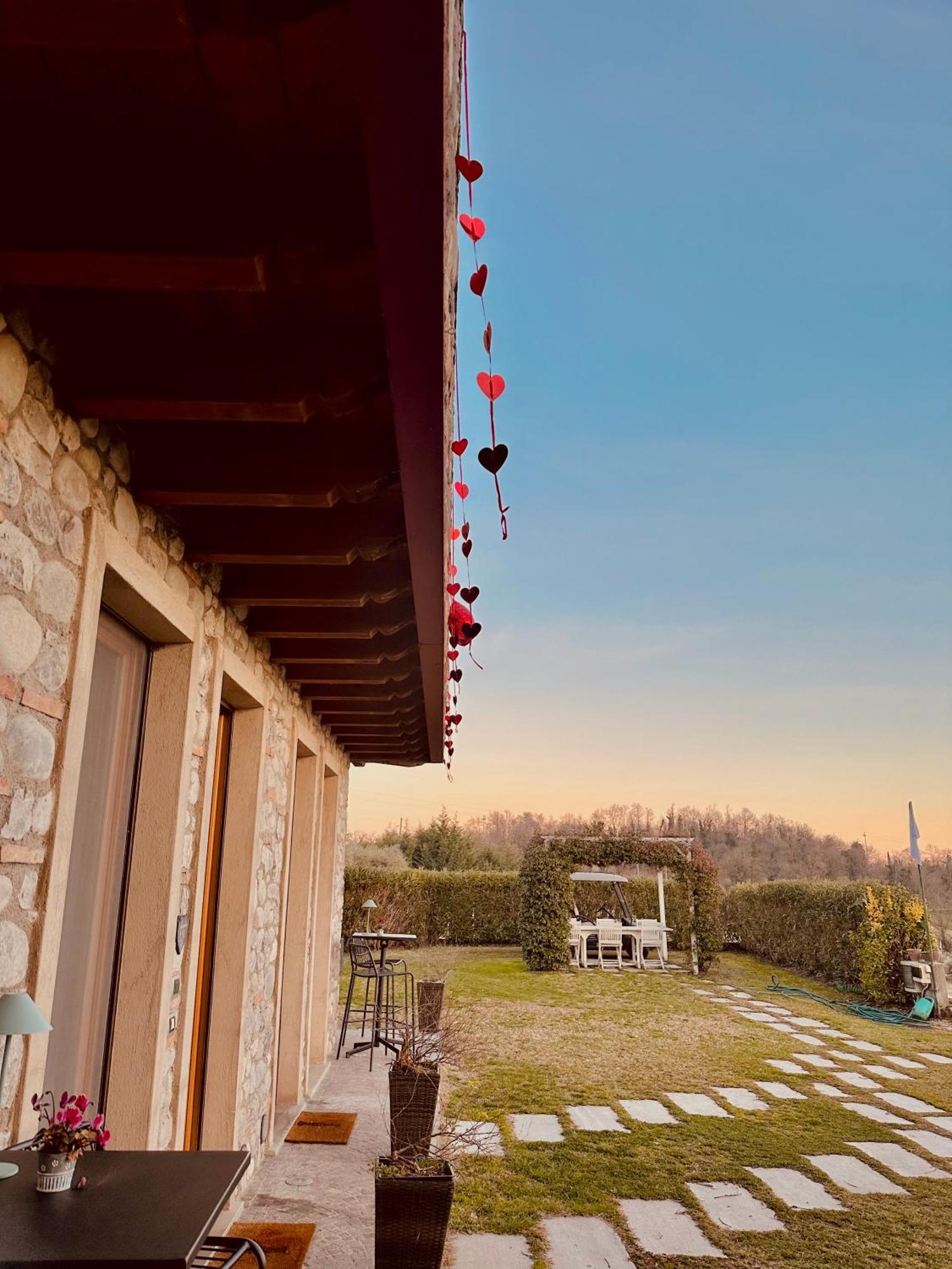 Holiday Home Sovenigo Puegnago Ngoại thất bức ảnh