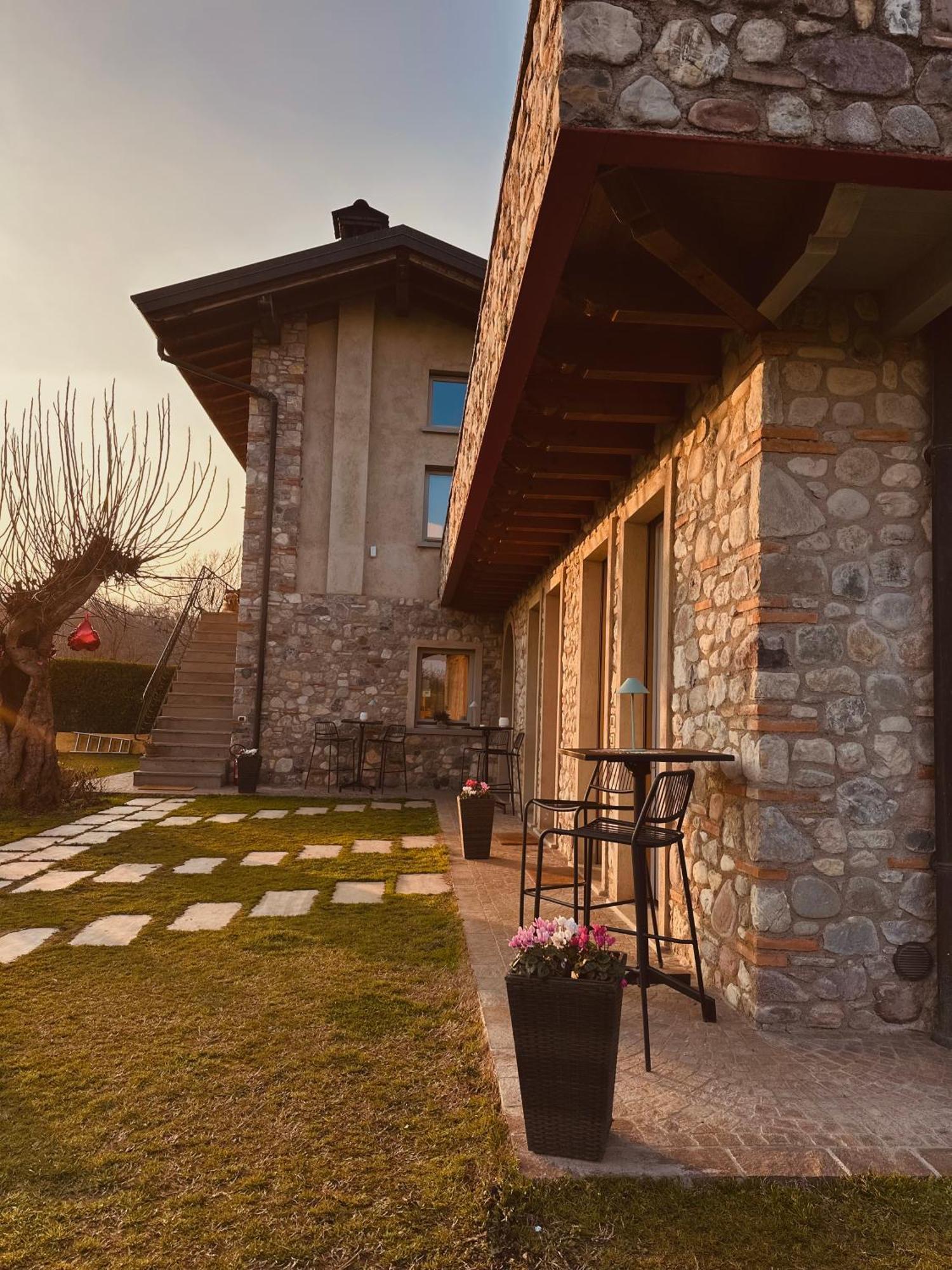 Holiday Home Sovenigo Puegnago Ngoại thất bức ảnh