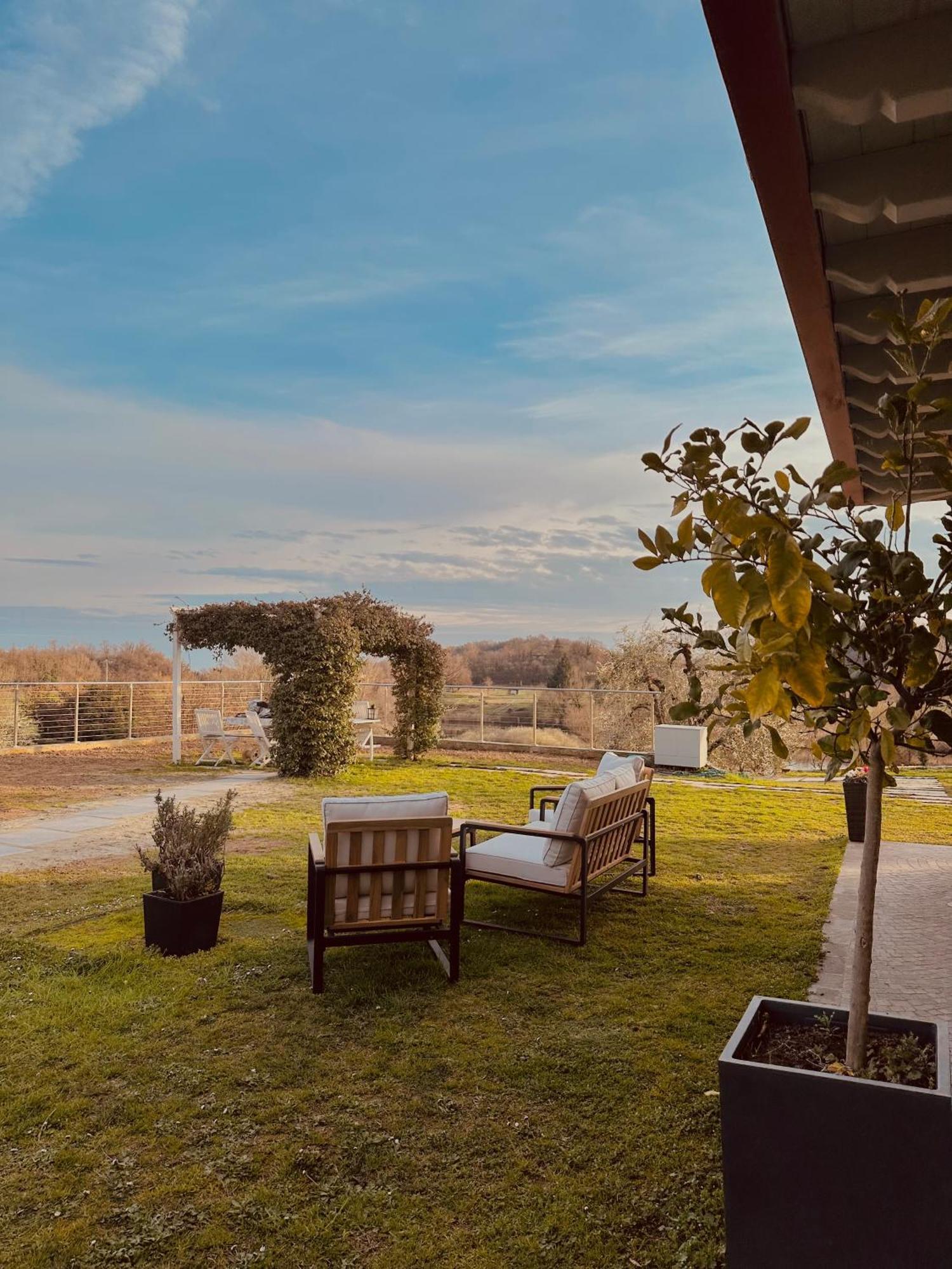 Holiday Home Sovenigo Puegnago Ngoại thất bức ảnh